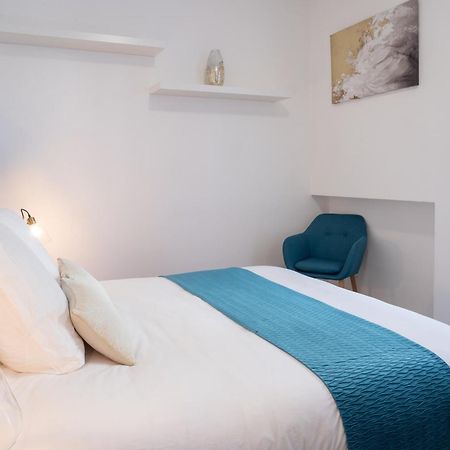 Lora Apartment,Free Private Parking, Self Check In,1 Como Bagian luar foto